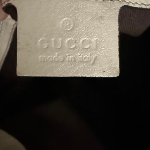 Gucci Vintage Canvas and Leather Shoulder Bag - Picture 6 of 9